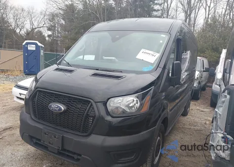 2024 Ford Transit-250 z USA, uszkodzony, nr VIN 1FTBR1C82RKB46181